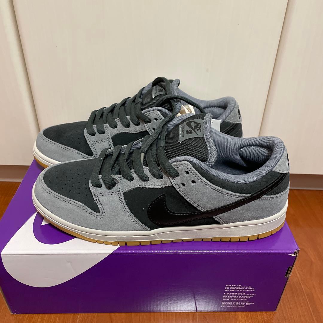 新品Nike SB Dunk Low Pro スモークグレー×ブラック NIKE SB - Dunk Low Pro 
