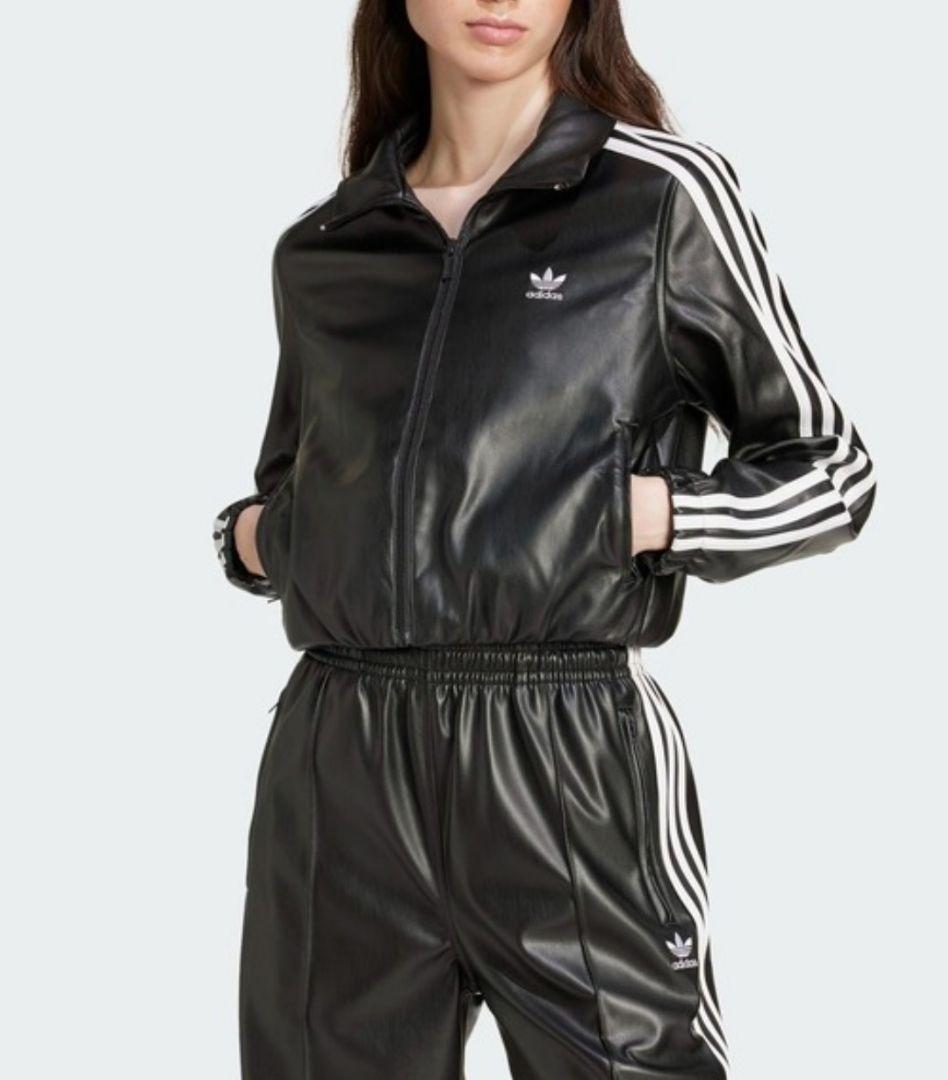 希少M✨adidas ブラック クロップドジャケット アディダス - メルカリ