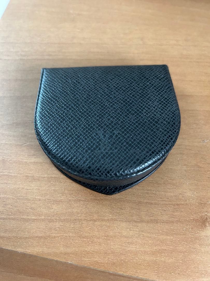 黒 合成皮革 ケース ドロップ型 Google Pixel 9 本革 ケース 手帳型 フリップカバー 吸盤付き 財布型