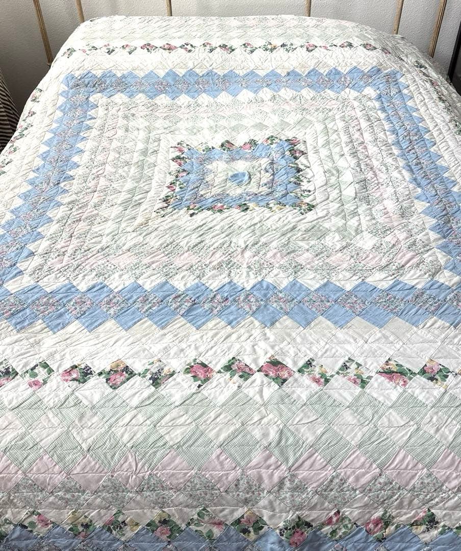 アメリカンアンティークキルト ベッドカバー ブロック繋ぎ