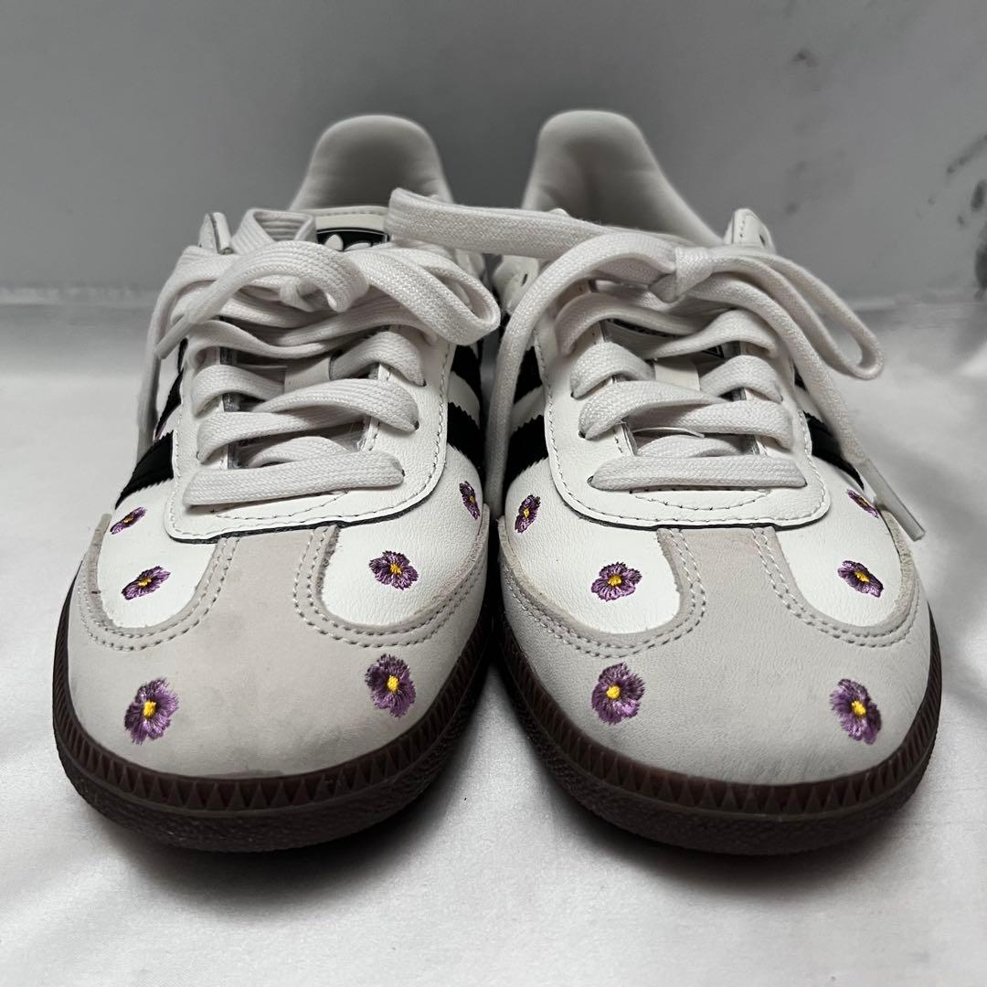 ◇極美品・23.5cm◇アディダス　サンバ OG 花柄刺繍モデル ホワイト