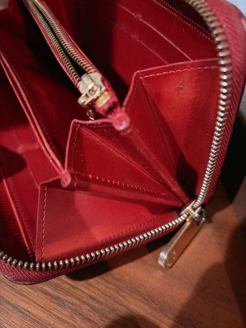 美品】ルイヴィトン ヴェルニ ジッピーウォレット 長財布 ボルドー 赤 黒