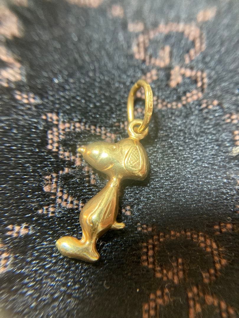 ビンテージ スヌーピー K18YG 750刻印 ネックレストップ チャーム Amazon | [ピーナッツ] Snoopy 王冠をかぶるウッドストック イエロー