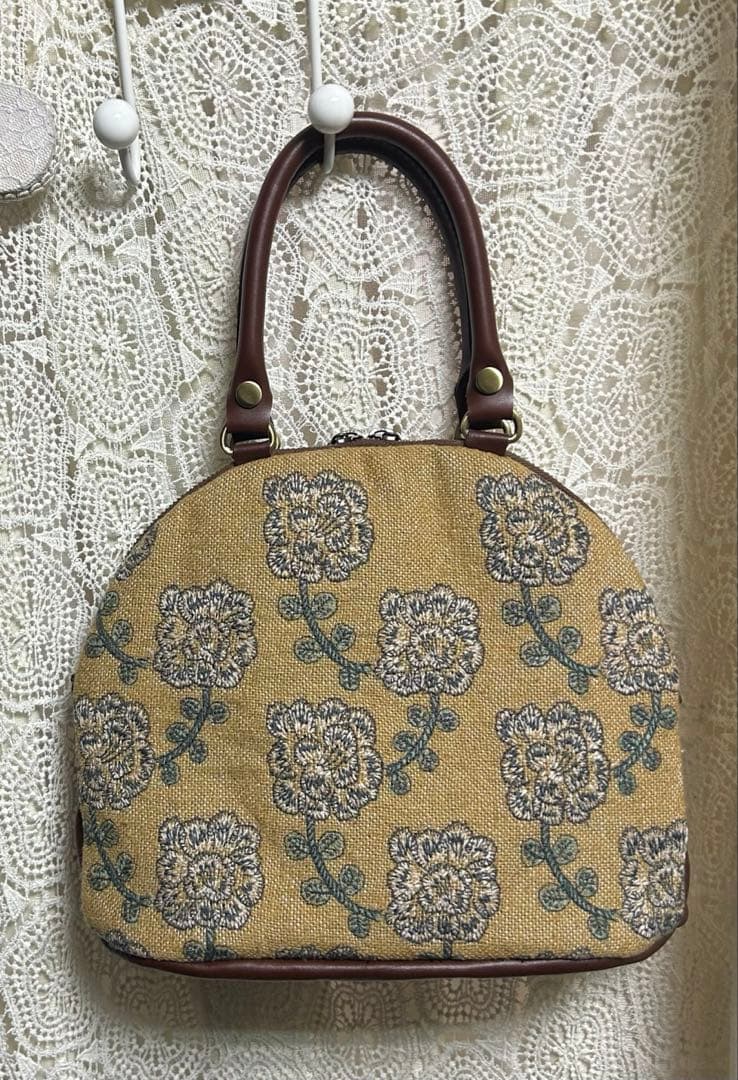 レイちゃん51220ＢミナペルホネンハンドメイドブガッティML＆マフラー