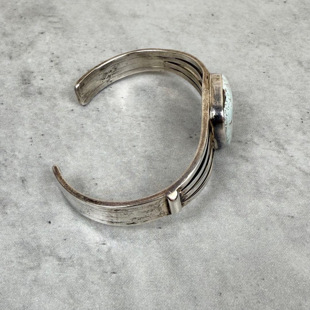 NAVAJO MP刻印 ナバホ カラーストーンシルバーバングル ホワイト