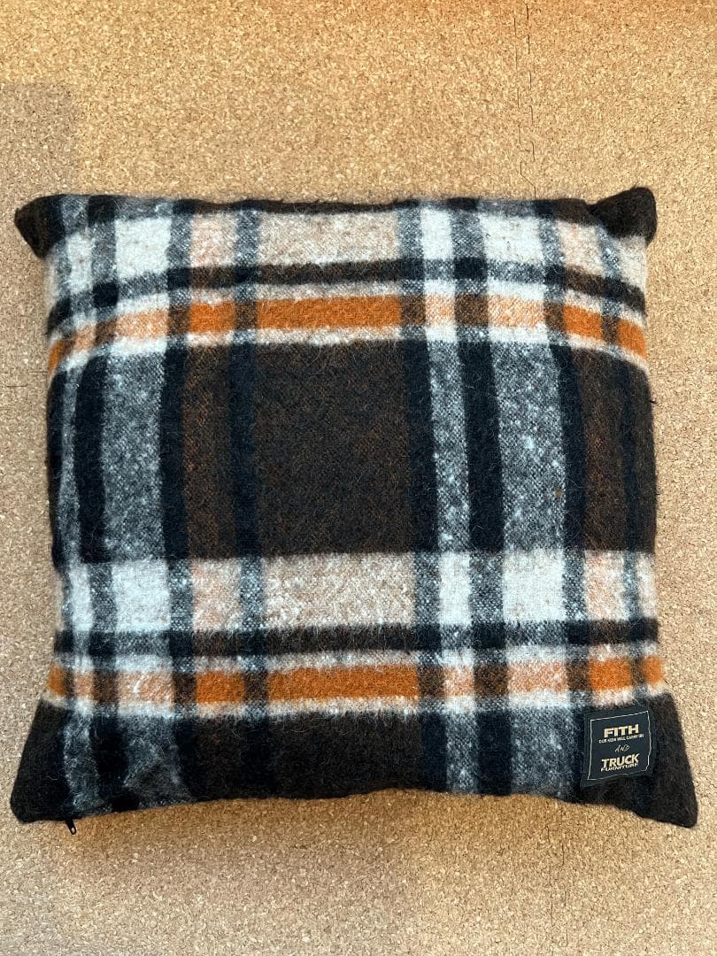 FITH AND TRUCK シェットランド チェッククッション - メルカリ