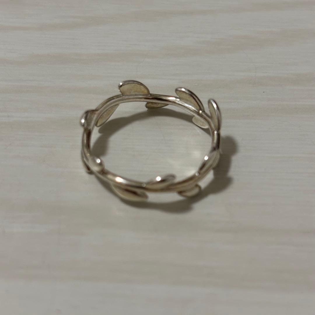 Tiffany ティファニー オリーブリング 指輪 リーフ sv925 12号 楽天市場】Tiffany&Co. ティファニー 指輪オリーブの葉っぱインスピ