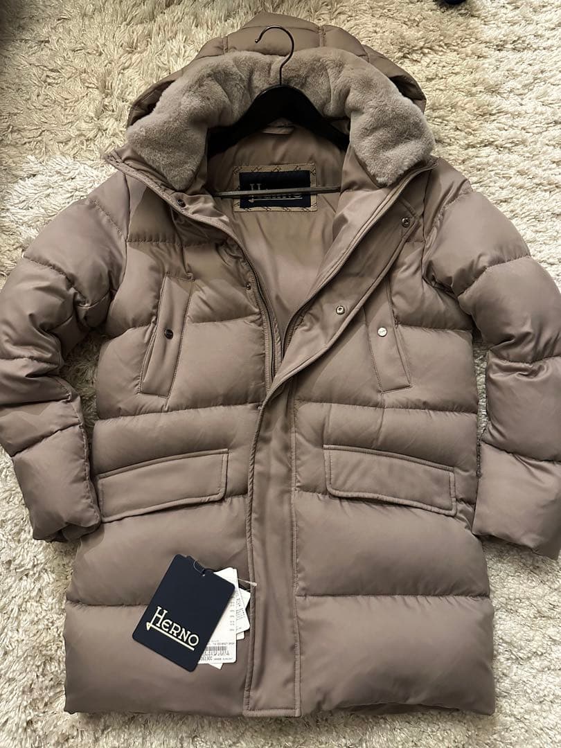 ヘルノ/HERNO/ファーダウンジャケット HERNO（ヘルノ） Fur Down Jacket ダウンジャケット フェイクファー