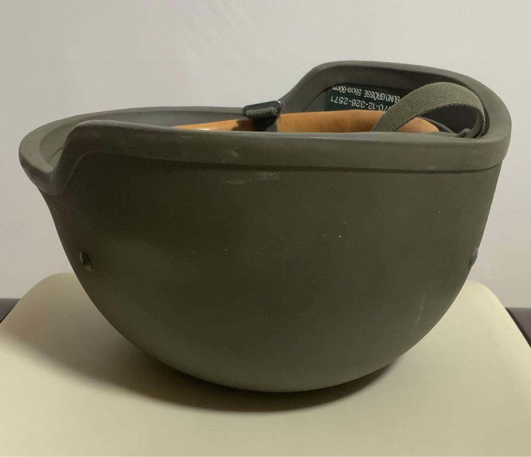 ドイツ軍 ドイツ連邦軍 M826 ケブラーヘルメット 実物放出品 58-60cm