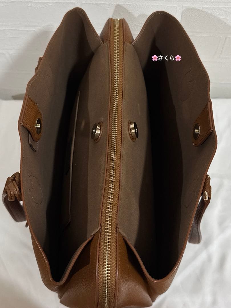 ✨未使用級✨フルラ ミネルヴァ L トートバッグ ビジネスバッグ - メルカリ