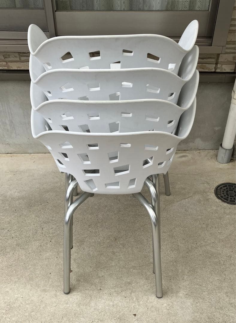 AMAT-3ミラルックアーム ガーデン スペイン製4脚 白 ハビエルマリスカル