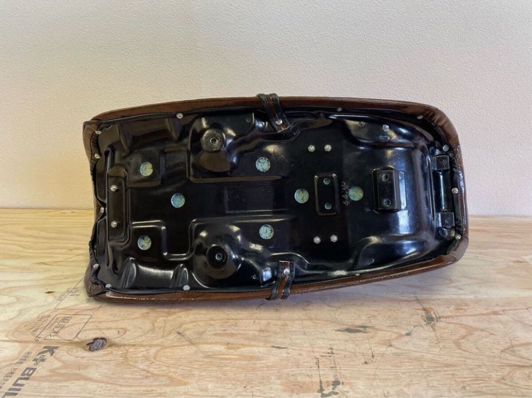 ぱ*ま様 CB250N 三段シート 15cm オオカワシート お 得 な 通