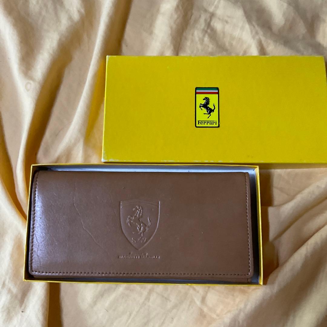 フェラーリ 本革長財布 新品 未使用品 定価 ¥12,000 ネコポス便発送
