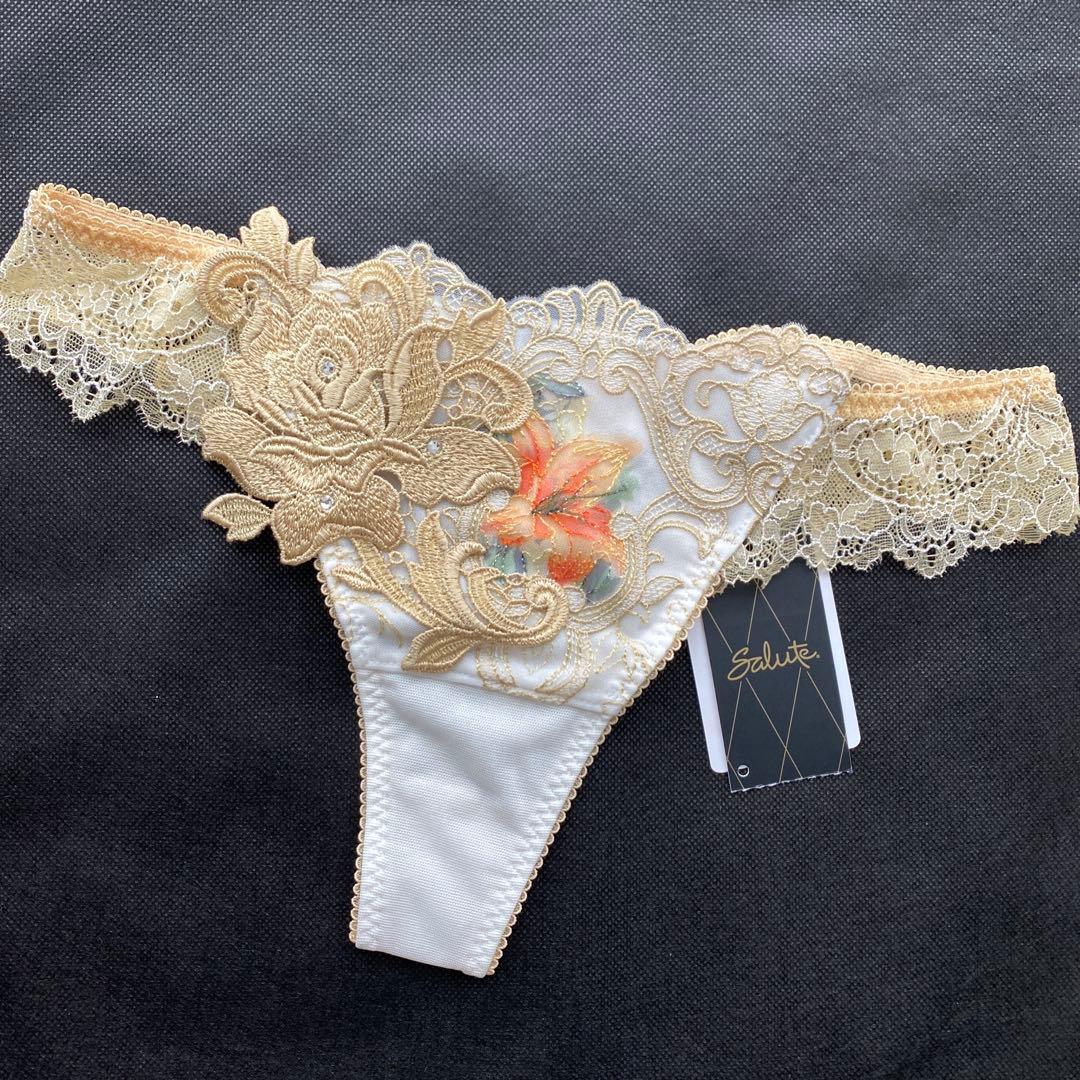 サルート 82グループ ジョジョの奇妙な冒険 ソング M IV