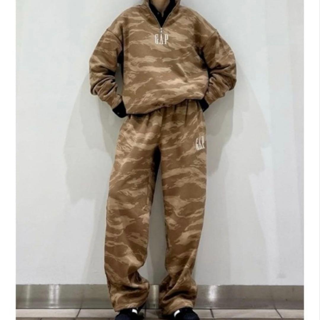 祝日限定特価)新作 新品 GAP カモフラ スウェット セットアップ - メルカリ