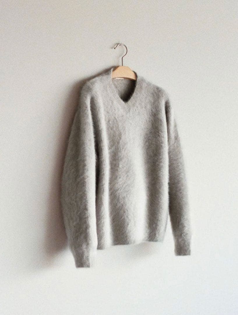 LIDNM Fox Cashmere V Knit SAND GRAY - メルカリ