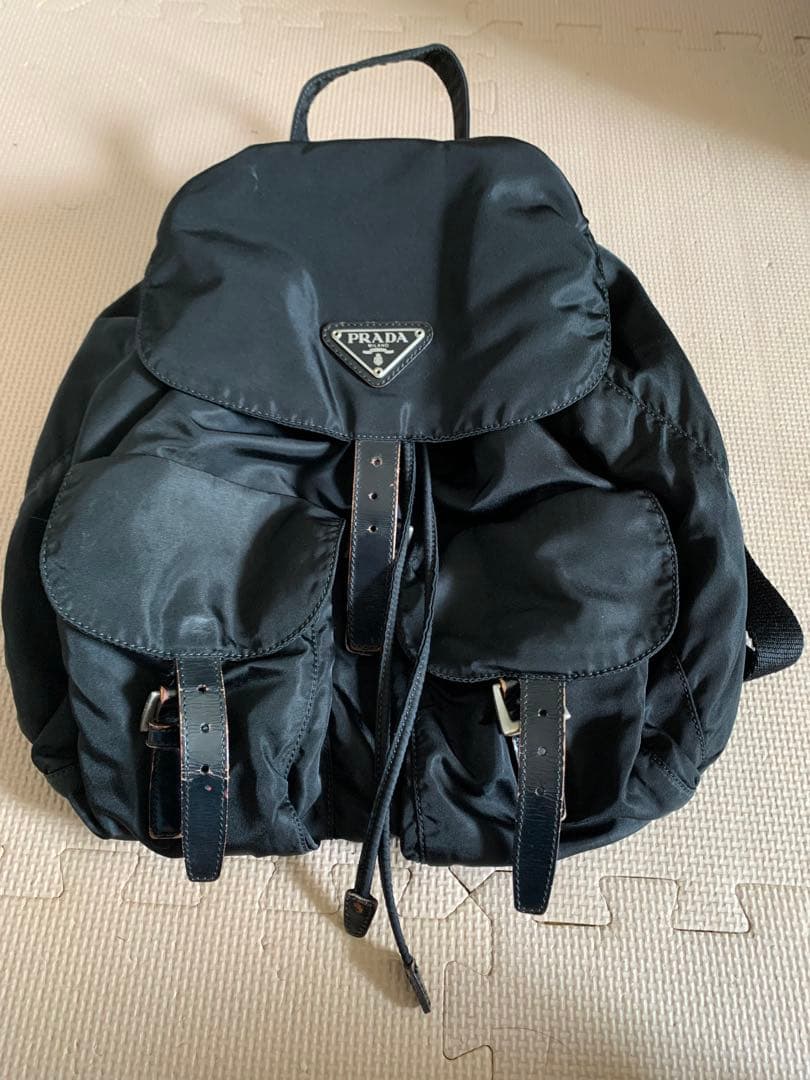 PRADA ブラック ナイロン リュックの通販はau PAY マーケット - 輸入