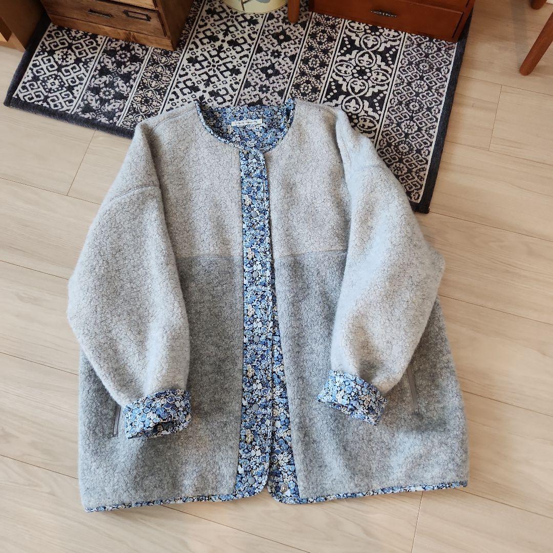 アデュートリステス リバティプリントトリミングボアブルゾン - メルカリ