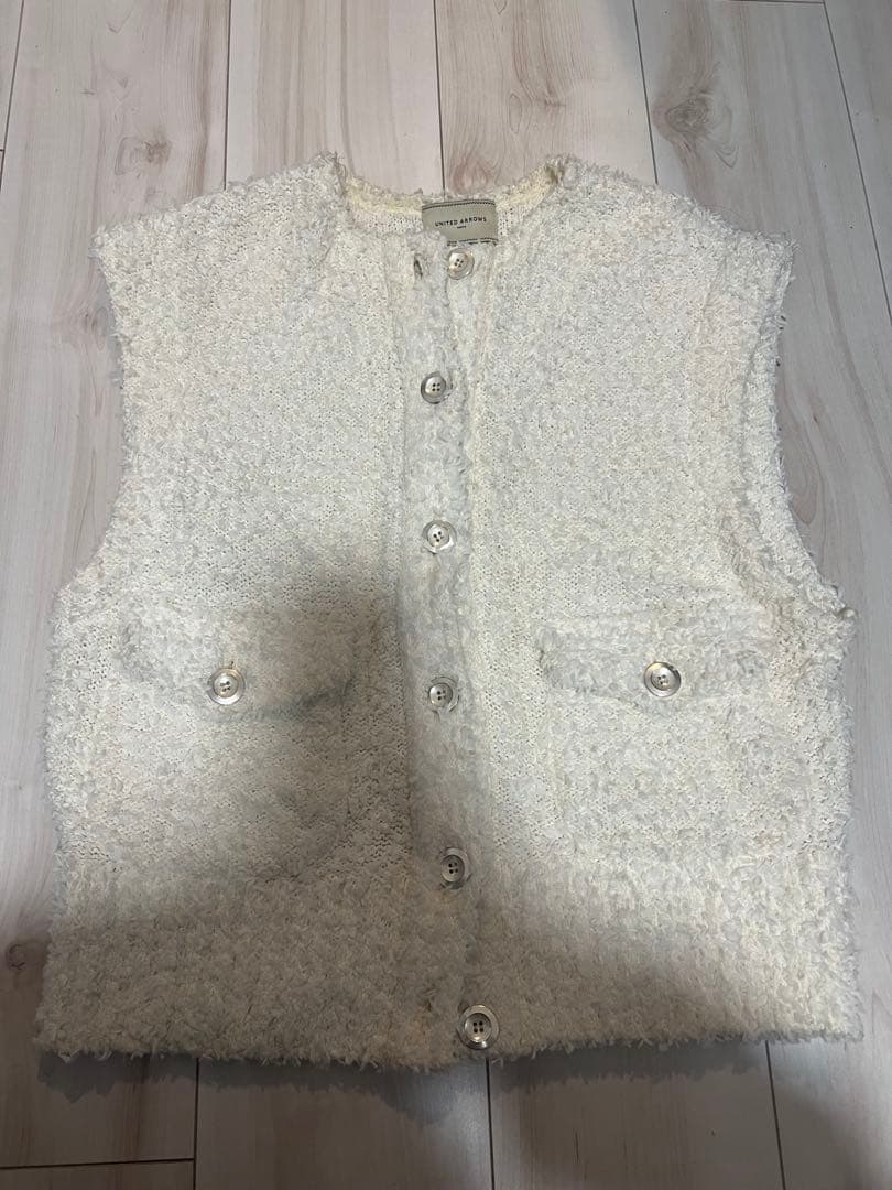UNITED ARROWS アイボリー ニットベスト M UNITED ARROWS（ユナイテッドアローズ） ニット セーター ミニマル