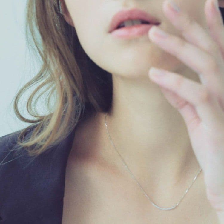 美品　ete　プラチナ　パーティクル　ダイヤモンド　0.06ct　ネックレス