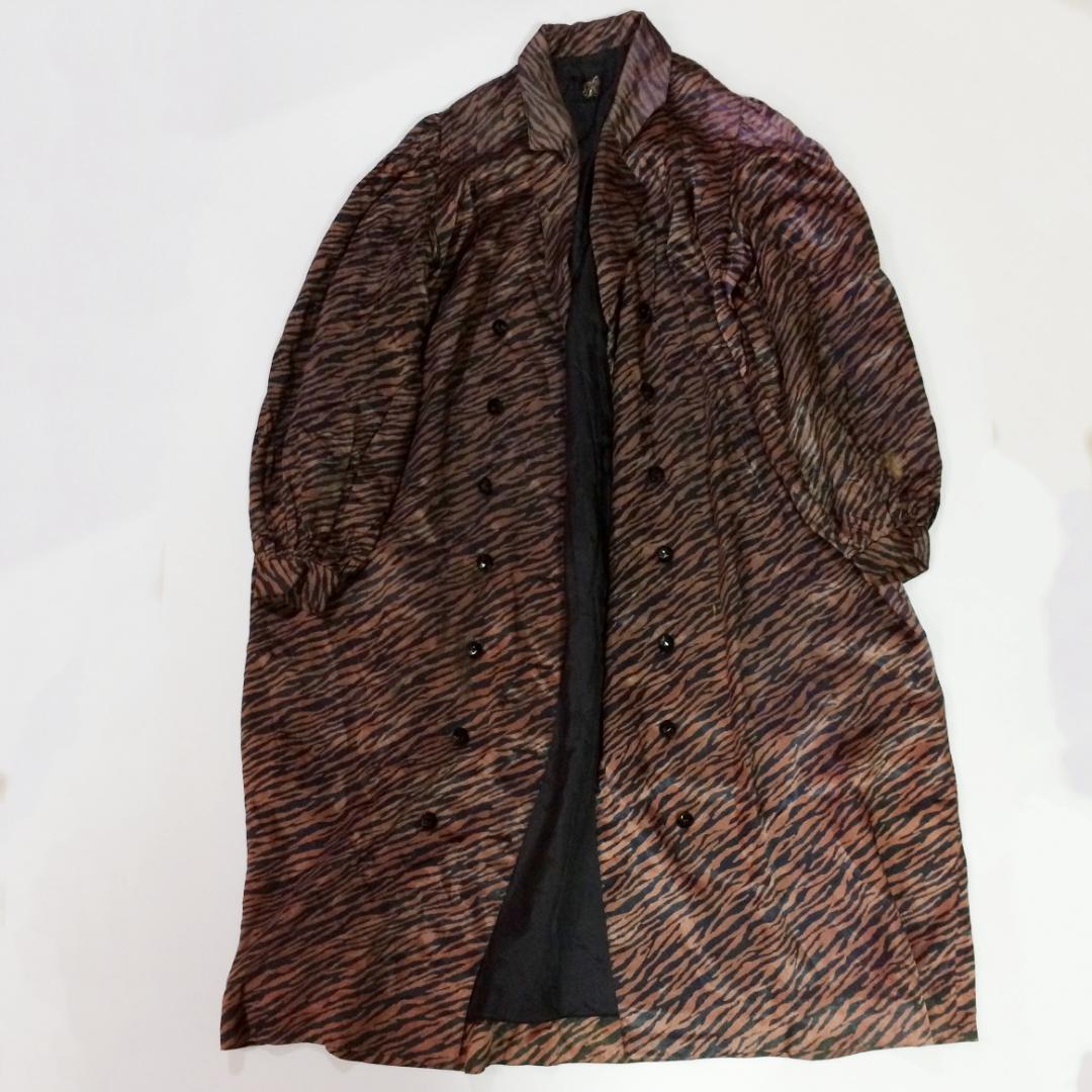 伊太利屋 13B2 ゆったり アニマル ゼブラ柄 ロングコート シワ加工