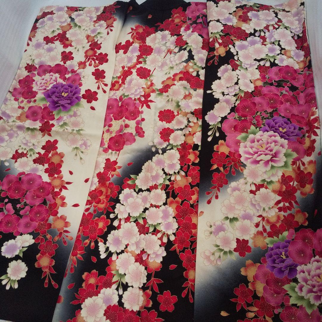 作家物・草野一騎 薔薇咲き誇る振袖×大胆アート構図／イエロー地×華麗