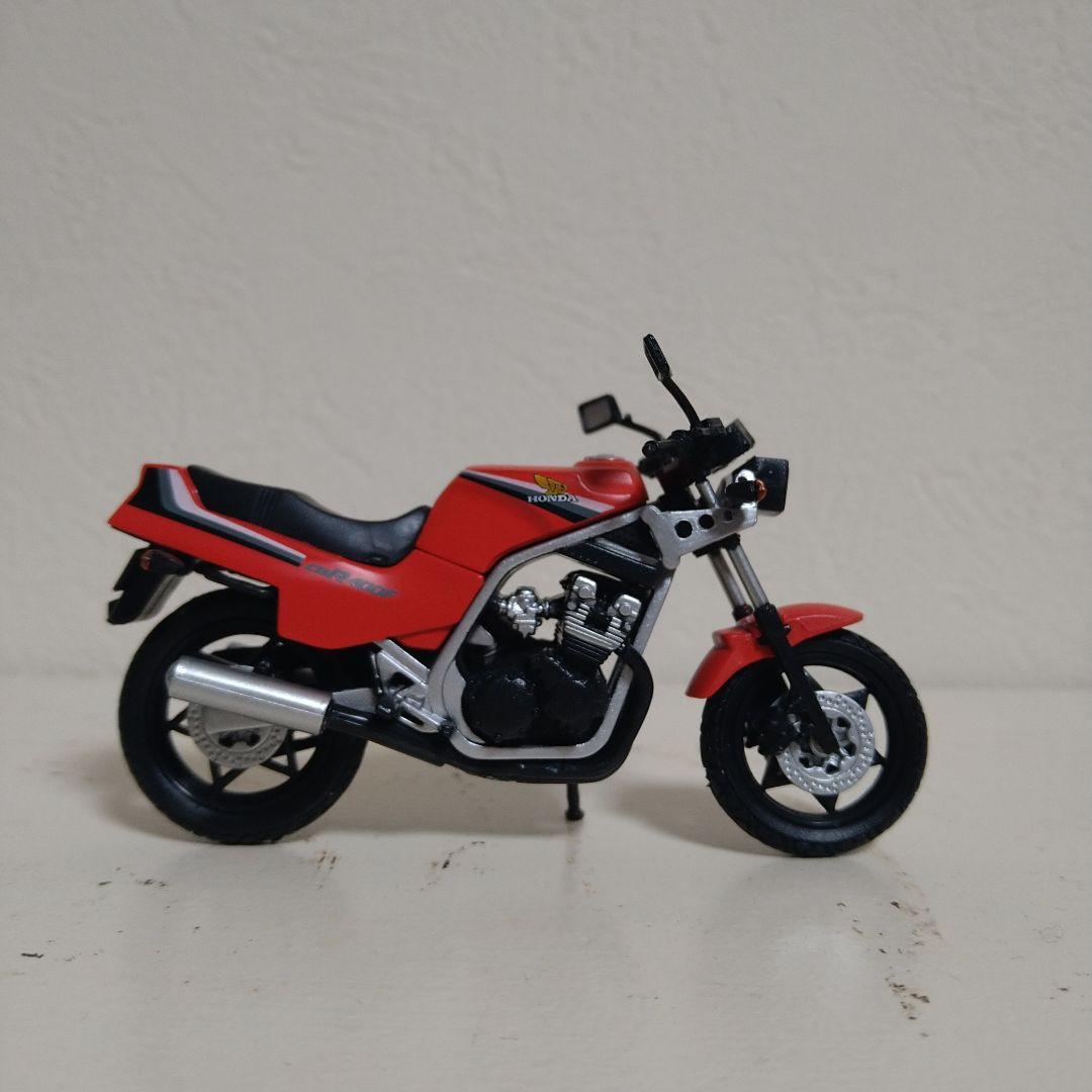 中型バイクメモリアル HONDA CBR400F 赤 - メルカリ