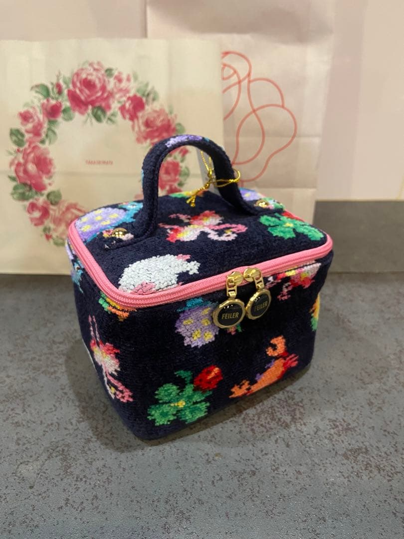 FEILER 神崎恵さん×フェイラー ファンキーフォーチュン バニティポーチ