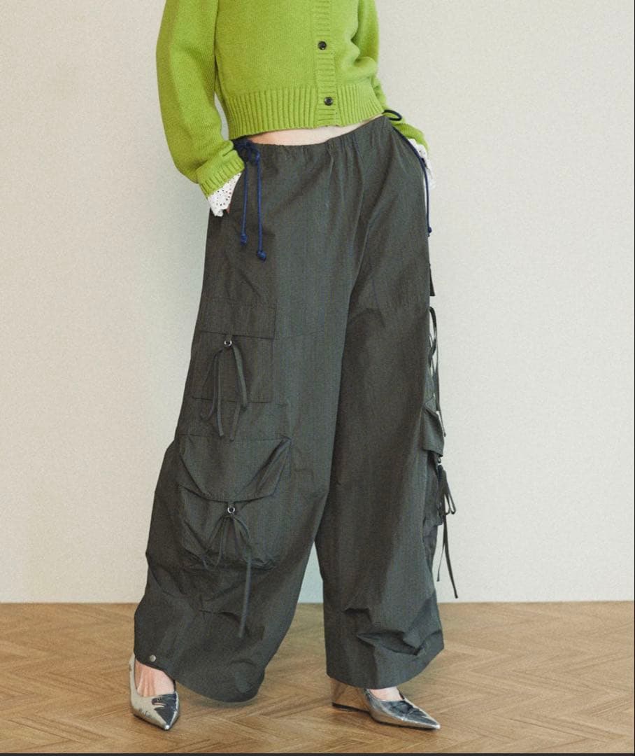 【MAISON SPECIAL/メゾンスペシャル】リボンカーゴパンツ MAISON SPECIAL（メゾンスペシャル）の「Ribbon Design Cargo Pants