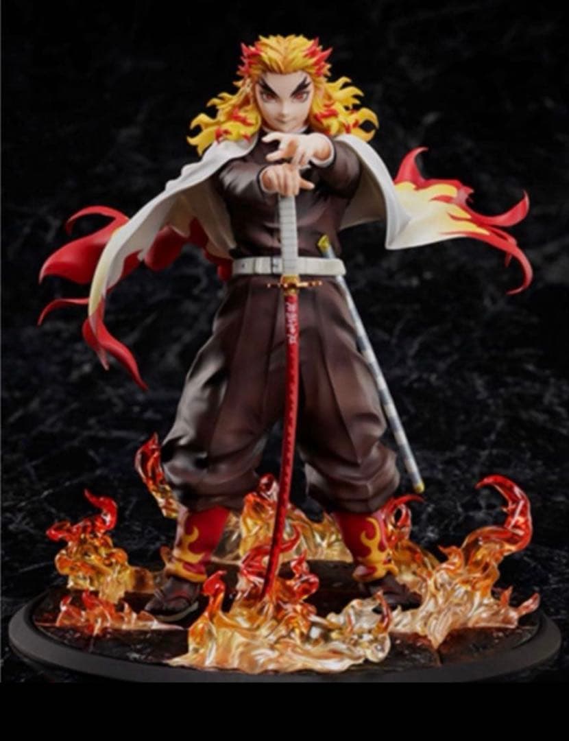 【美品】鬼滅の刃 煉獄杏寿郎 1/8スケールフィギュア 劇場版「鬼滅の刃」無限列車編 煉獄 杏寿郎 1/8スケールフィギュア