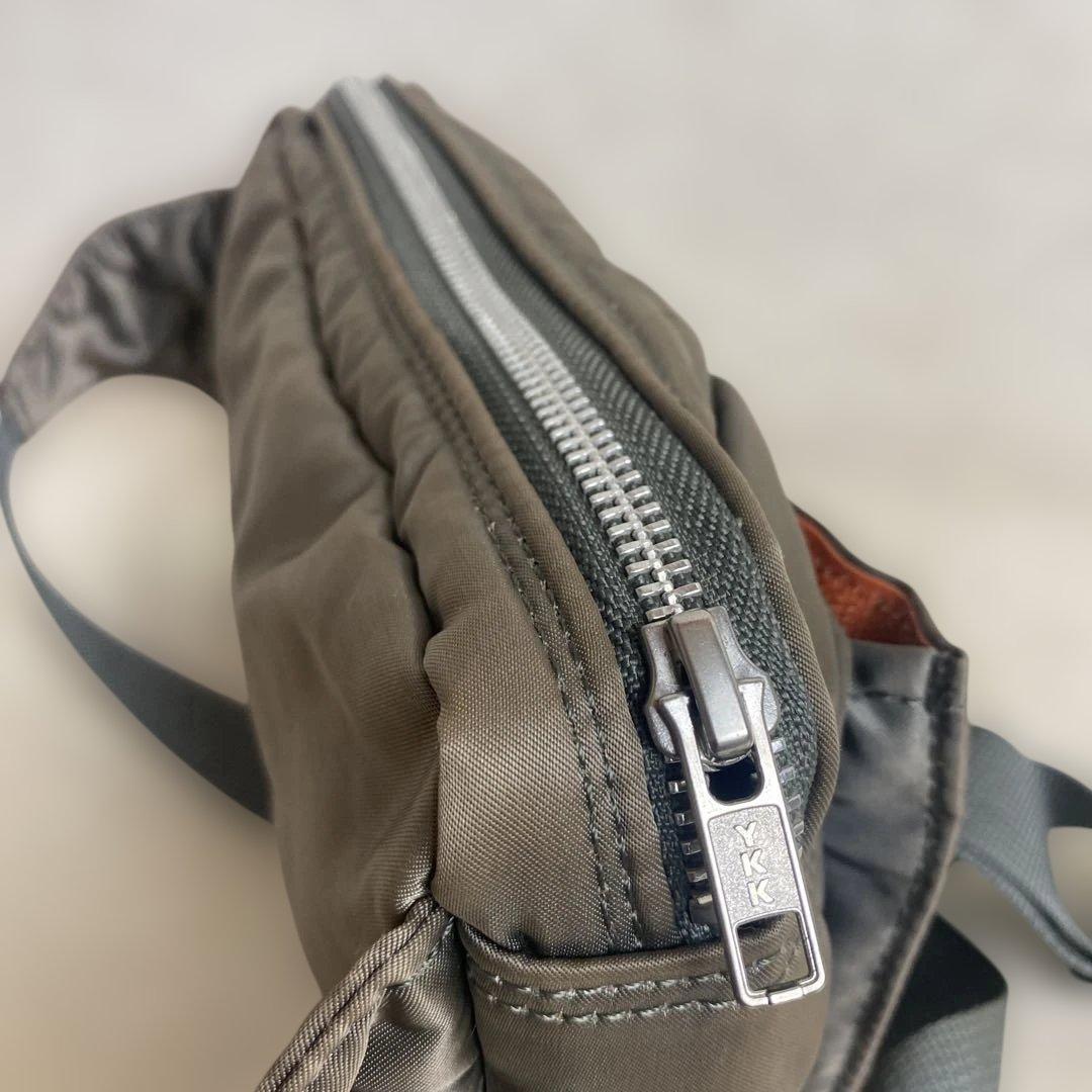 廃盤品 PORTER ポーター タンカー ボディバッグ シルバーグレー - メルカリ