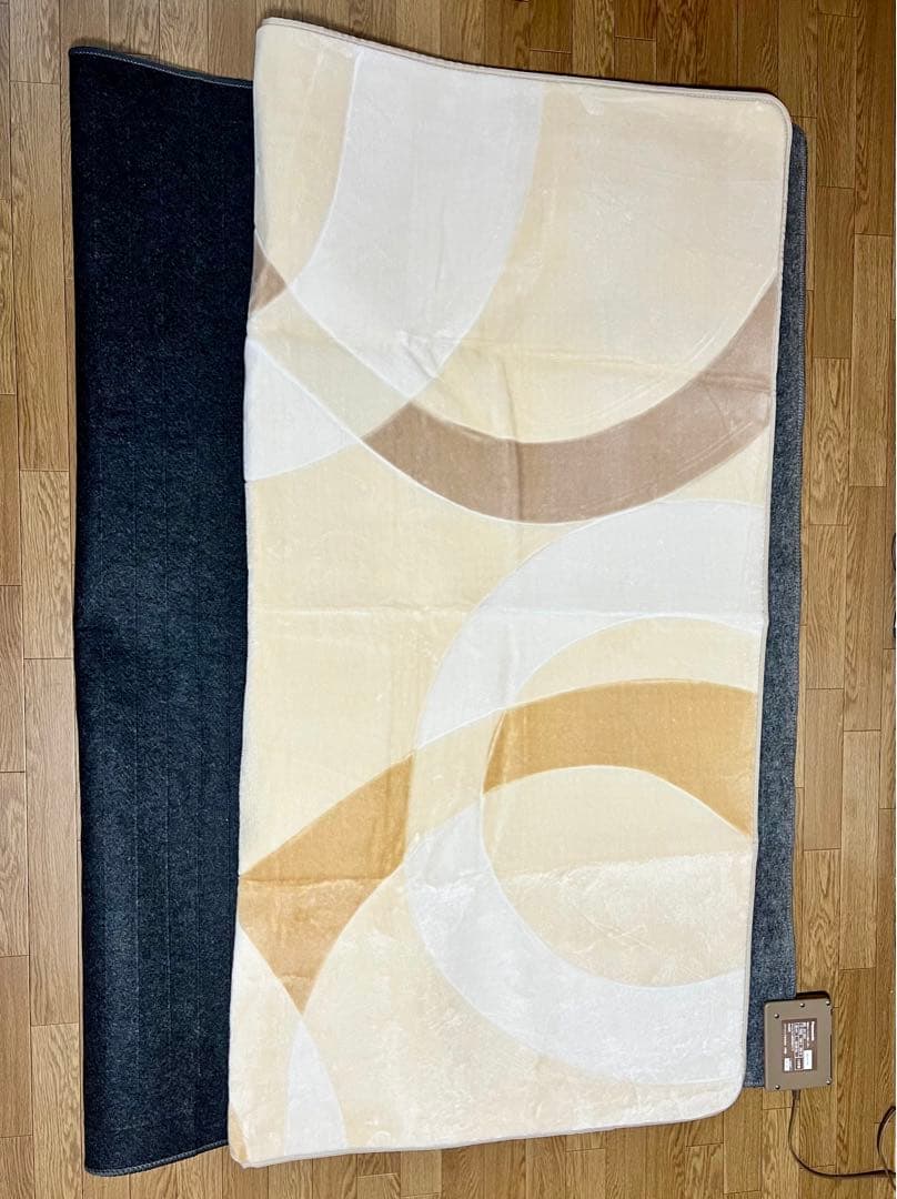 【セット売り】Panasonic 電気カーペット　2畳 Panasonic（パナソニック） 電気カーペットセット 2畳相当｜DC-2NKC10