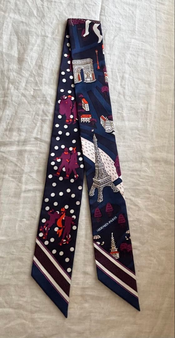 エルメス ツイリー《新パリの恋人たち》試着のみ - メルカリ