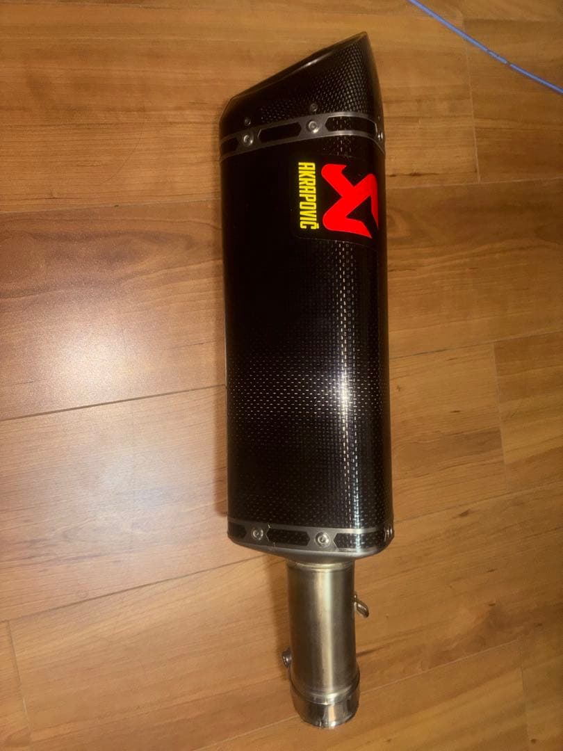 AKRAPOVICマフラー Ninja250（18～ 同時購入で特典がもらえる！ カワサキプラザより「ニンジャZX-25R