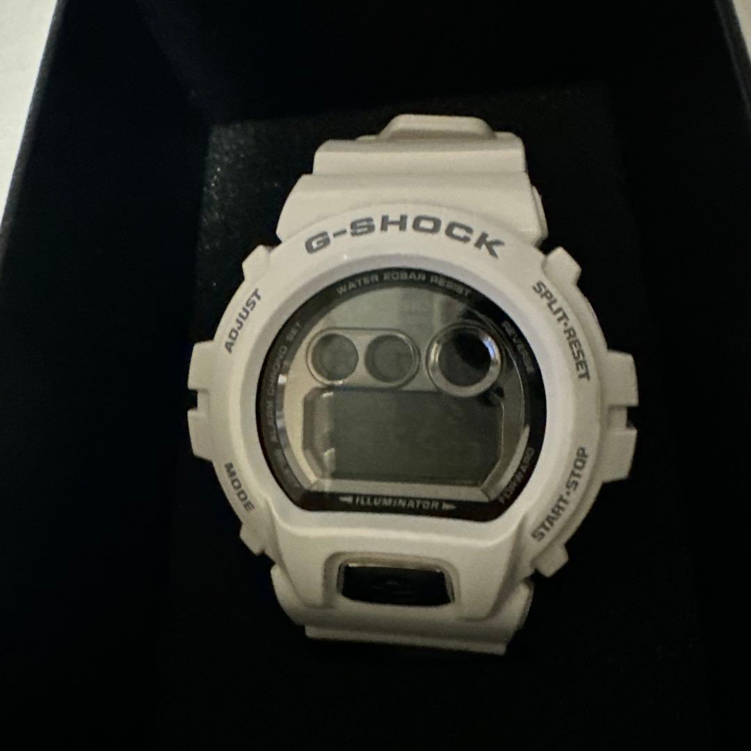 G-SHOCK GD-X6900 FB-7JF ホワイトXブラック GD-X6900FB-7JF | CASIO