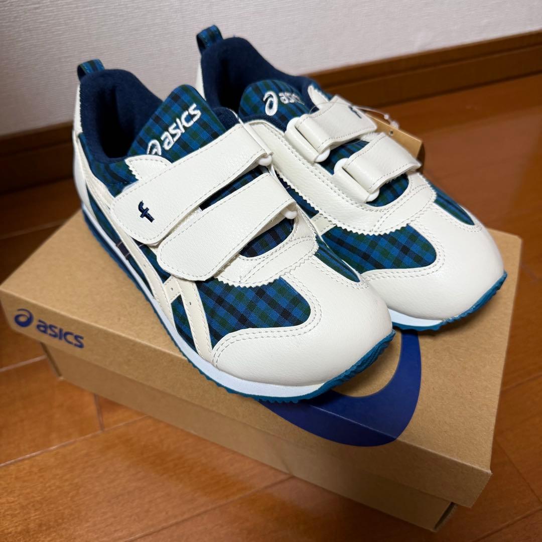familiar　ファミリア　asics チェック柄 靴 新品　XB 21センチ