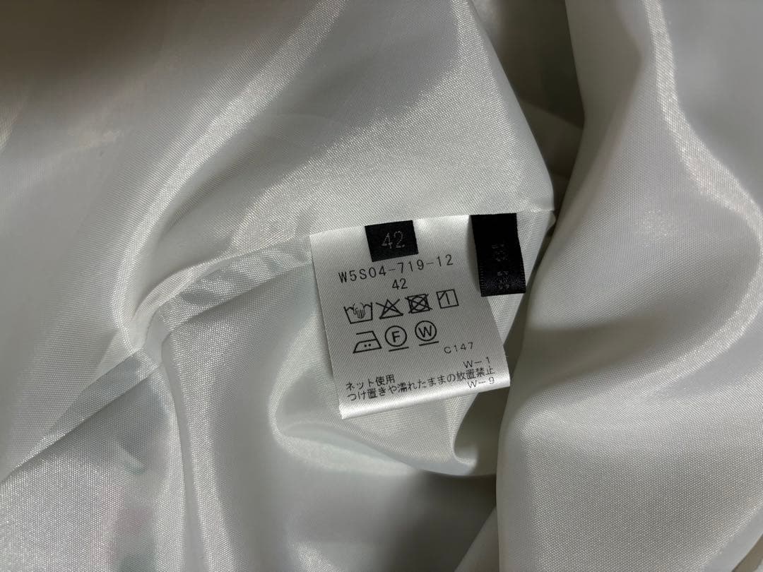 美品】TO BE CHIC 膝丈スカート&8部袖ブラウス 花柄セットアップ