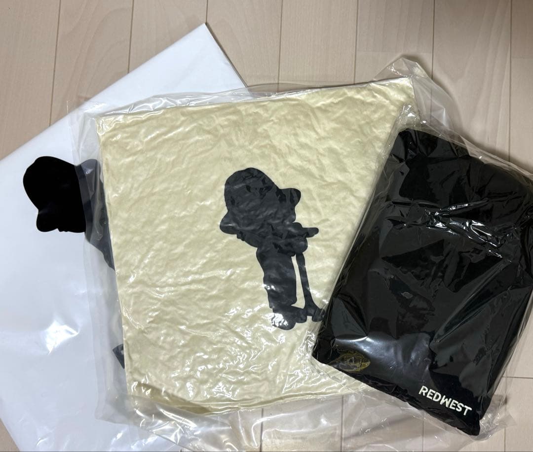 REDWEST 特典グッズ アップグレードグッズ 赤西仁 - メルカリ