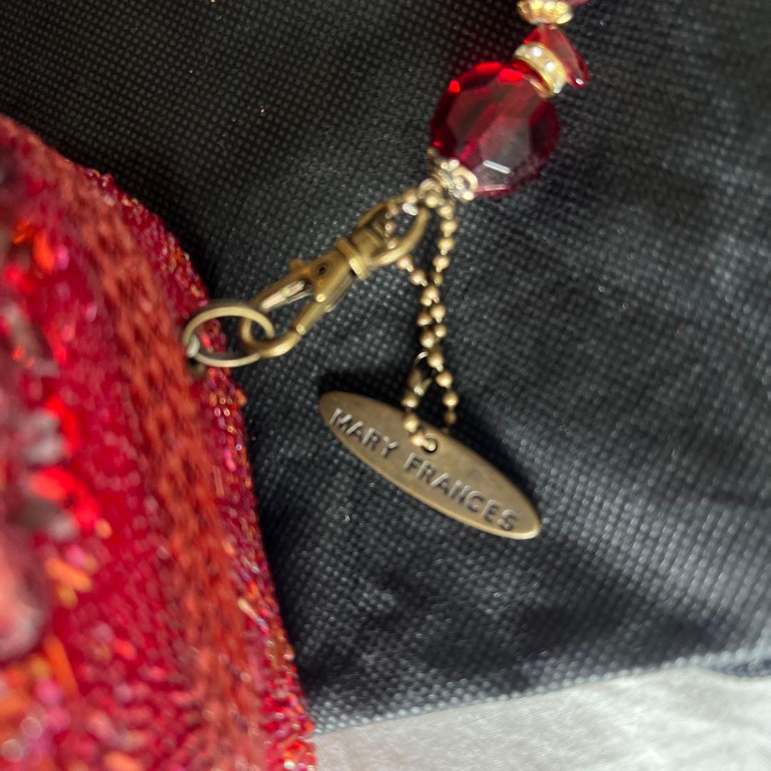 MARY FRANCES 赤 リップビーズパーティーバッグ メアリーフランシス
