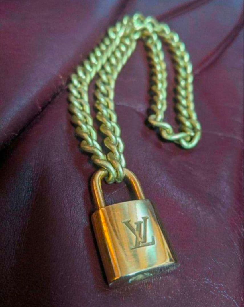 ☆Louisvuitton☆ 】sid chainアンティークパドロック