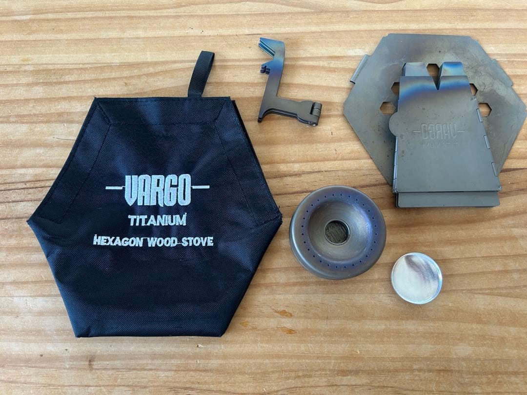 VARGO ヘキサゴンウッドストーブ チタン製&アルコールストーブ 株式会社ケンコー社 / ヘキサゴンウッドストーブ チタン