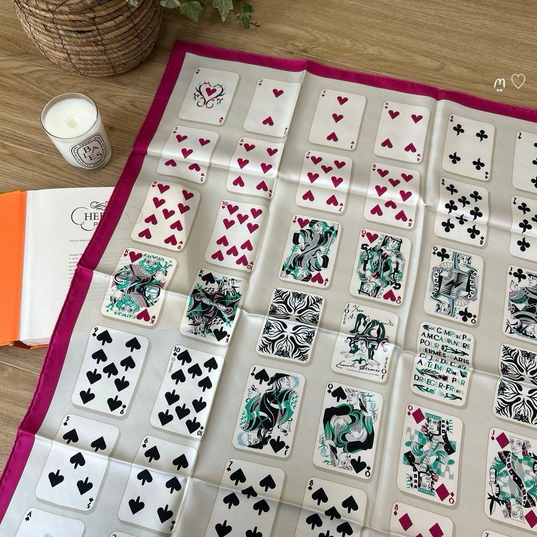 HERMES エルメス カレ90 ジュドゥカルト トランプ柄 シルクスカーフ