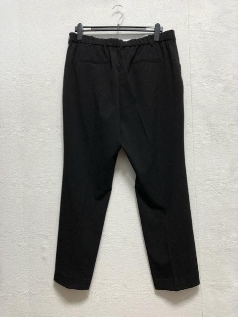新品☆4L♪黒系無地♪ストレッチ洗えるパンツスーツ♪お仕事・通勤☆a307