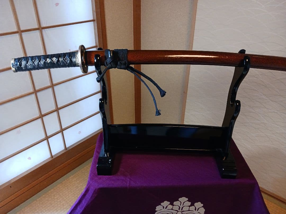 居合前差し用脇差、黒合皮革巻 黒鮫仕、刃紋.乱れ二