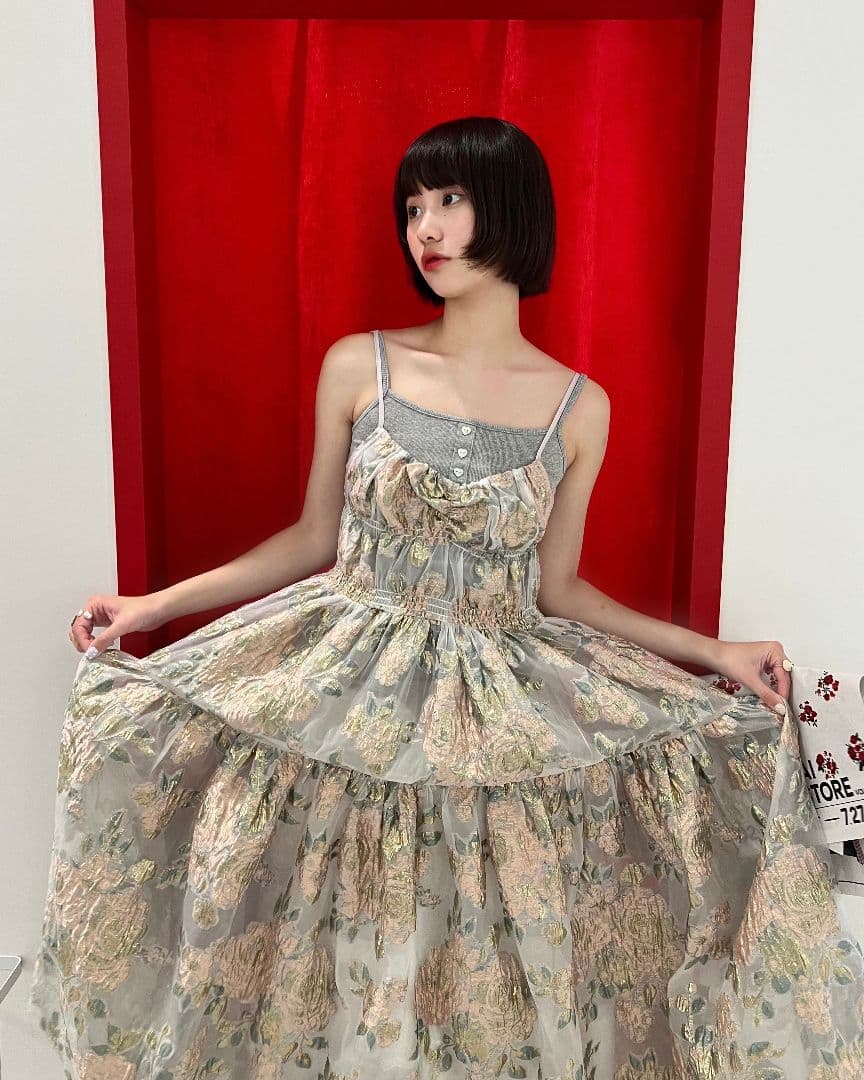 はな様専用poppy Pink gold jacquard cami dress - メルカリ