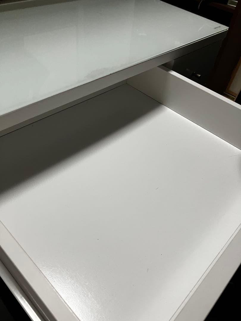 み*き様 ニトリ ホワイト ドレッサー イスなし - メルカリ