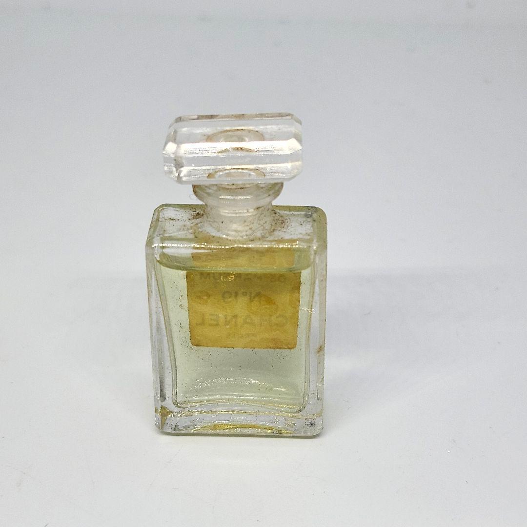 CHANEL シャネル 香水 キーチャーム キルティング 柄 ゴールド NO19