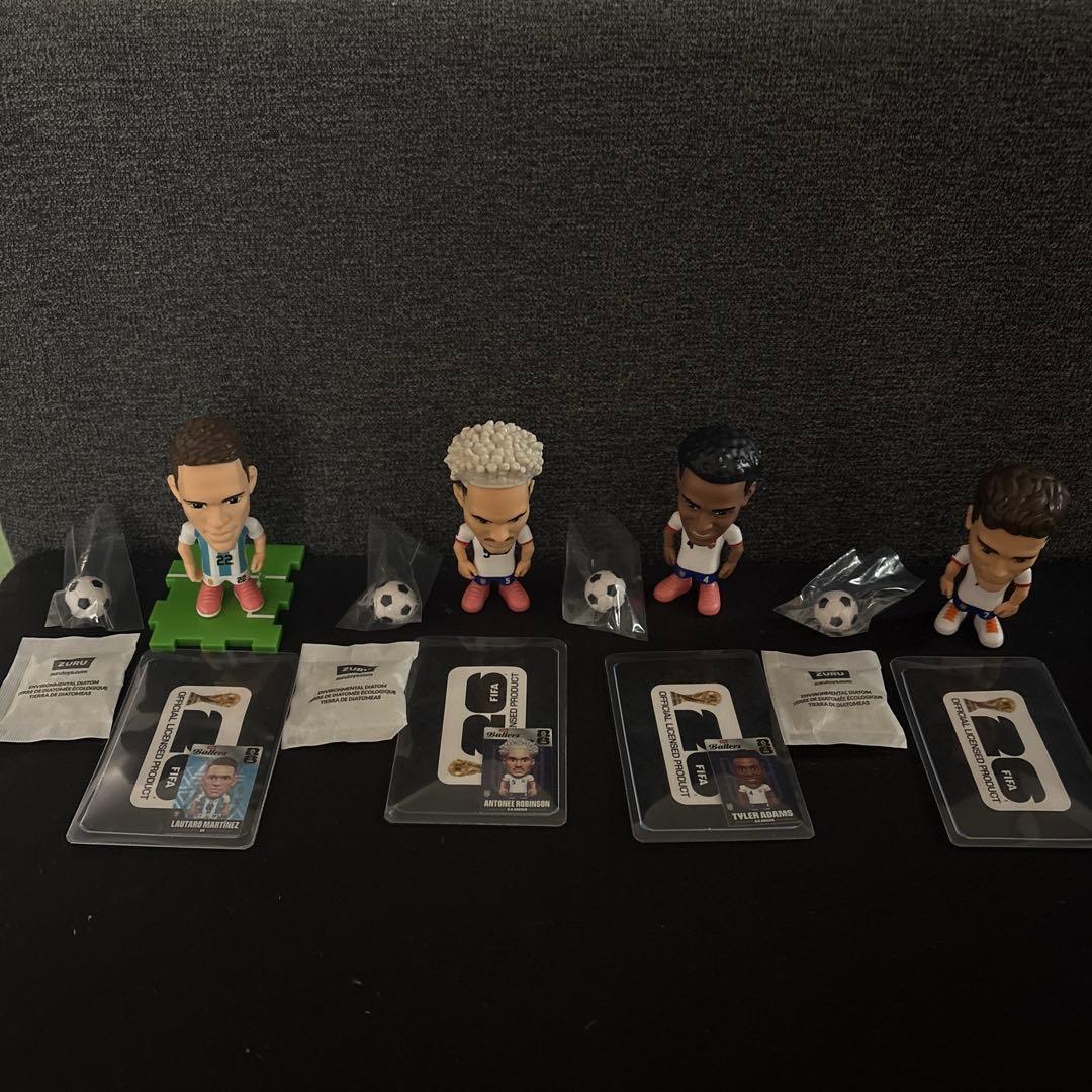 ZURU FIFA Ballers アルゼンチン代表 マルチネス ＋オマケ3選手 - メルカリ