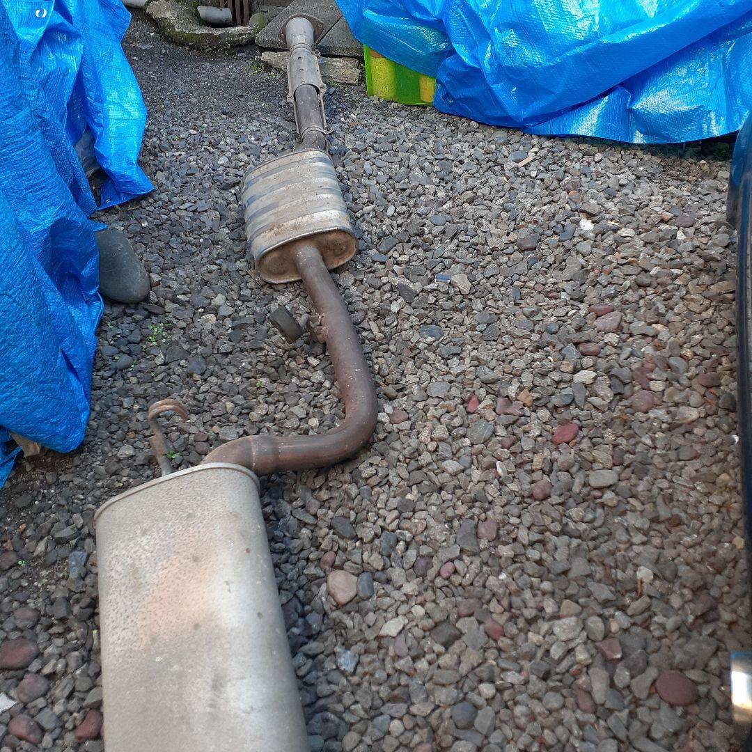 20ソアラ 純正マフラー一式(引取限定のみ！！) - メルカリ