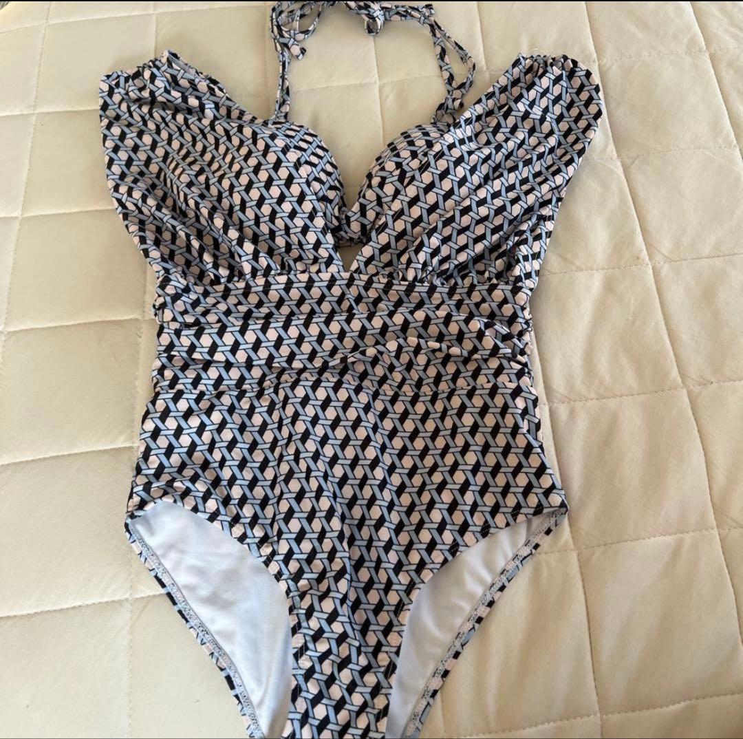 幾何学模様 ワンピース水着 - メルカリ